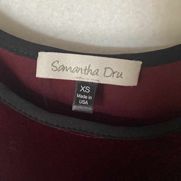 Samantha Dru Velour Camisole in burgundy with black - Picture 3 of 3